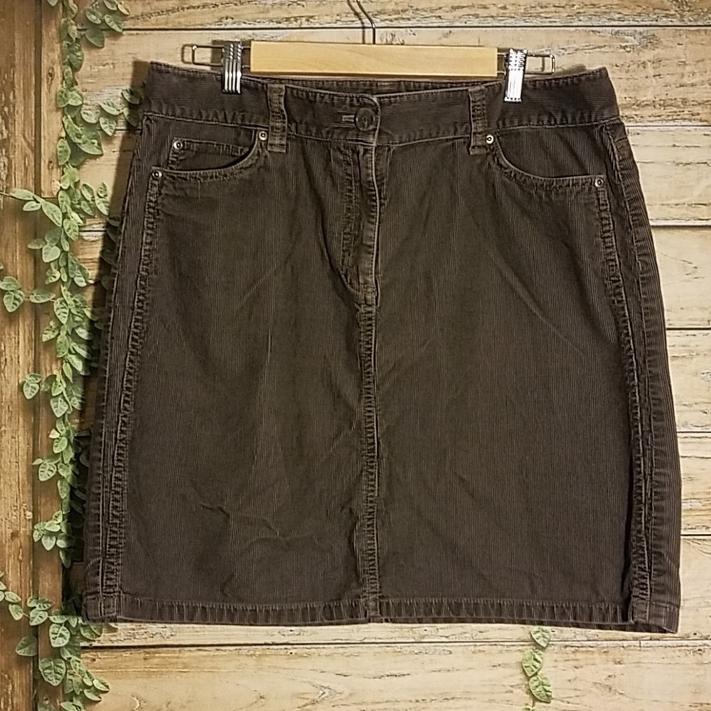 Ann Taylor brown corduroy skirt size 14